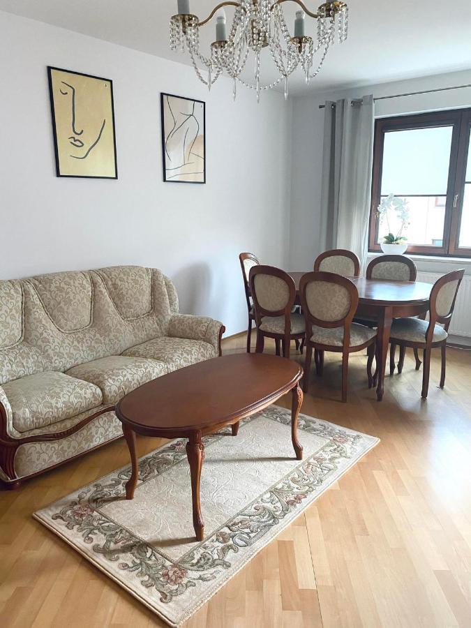 Wakacyjny Apartament Blisko Plazy. Gdansk Exterior photo